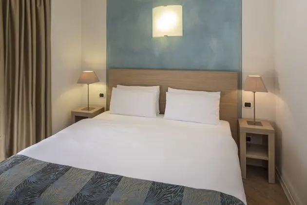 Standard Büyük Yataklı Tek Kişilik Oda