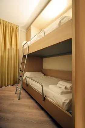 Standard Dört Kişilik Oda