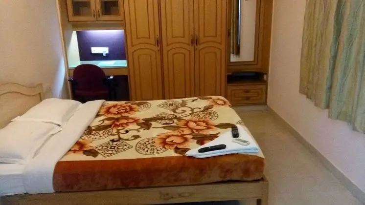 Executive Tek Büyük Yataklı Oda