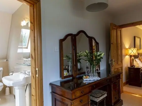 Deluxe Dört Kişilik Oda, Banyolu/Duşlu, Göl Manzaralı (Lake View Room)