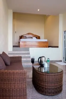 Lake View Suite