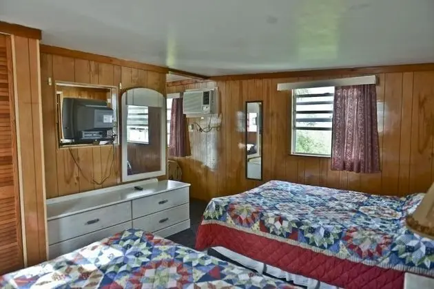 Quadruple Room, Non Smoking, Lake View Disabilities Accessible