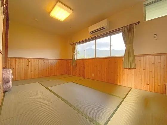 Standard Kır Evi, Dağ Manzaralı