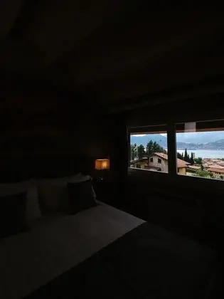 Classic Tek Büyük Yataklı Oda, Kısmi Göl Manzaralı