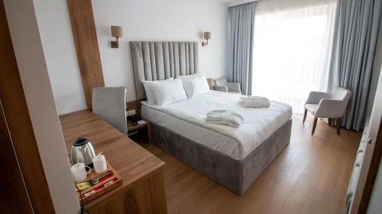 Economy Double Room, Bahçe Manzaralı, Balkonlu