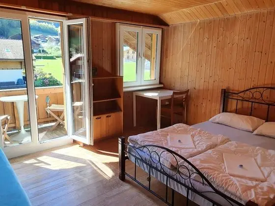 Basic Tek Büyük Yataklı Oda, Ortak Banyo, Dağ Manzaralı