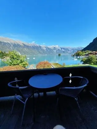 Basic Tek Büyük Yataklı Oda, Ortak Banyo, Göl Manzaralı