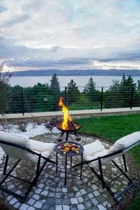Garden Suite Custom Göl Manzaralı Özel Havuzlu Oda