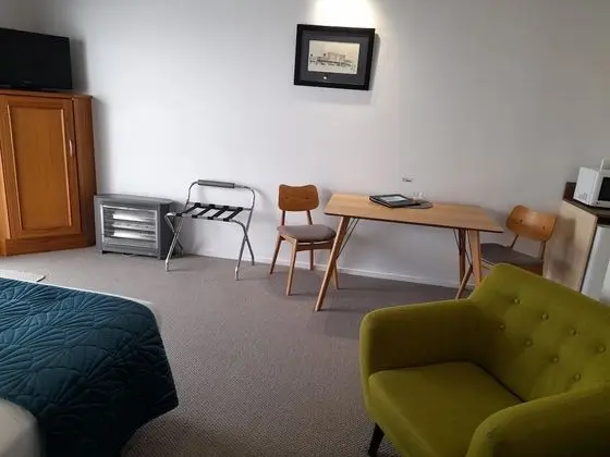 Comfort Stüdyo, 1 En Büyük (King) Boy Yatak, Sigara İçilmez, Sıcak Su Küveti