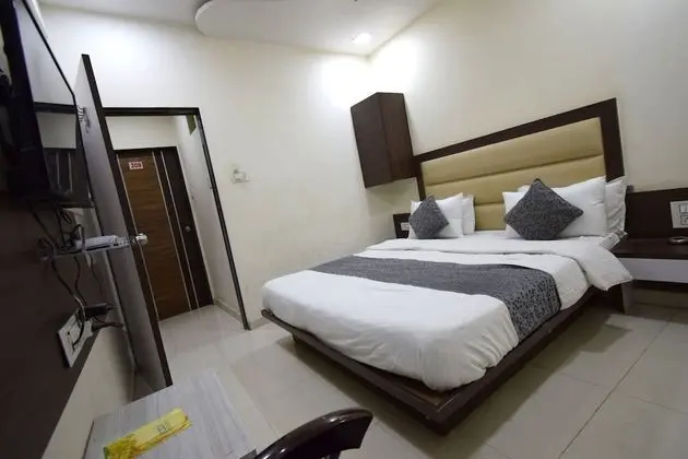 Deluxe Üç Kişilik Oda