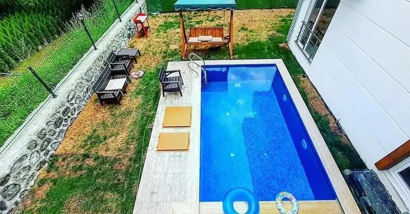 Balkonlu villa