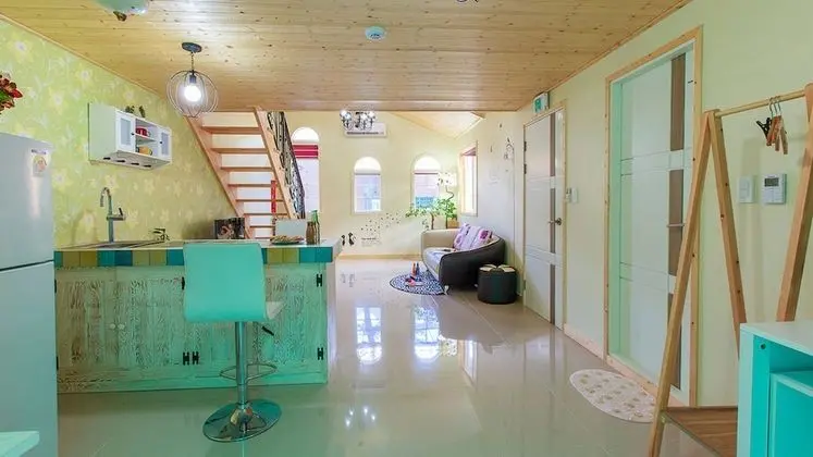 Spa Cloud - Extra person charge on site more than 2 people