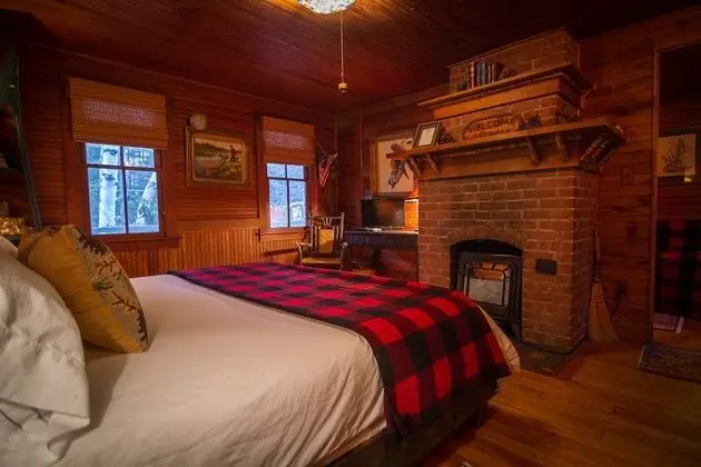 The Jenny Suite XL