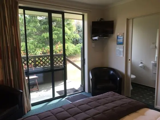 Standard Stüdyo, Sigara İçilmez, Balkon (Standard Queen Studio)