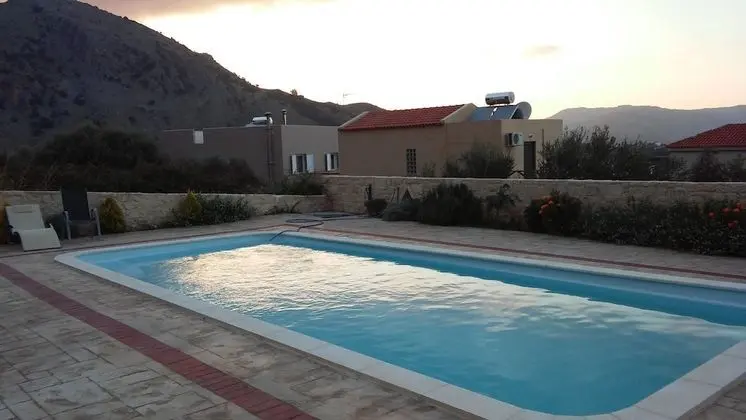 Villa, 3 Yatak Odası, Kişiye Özel Havuzlu (I)