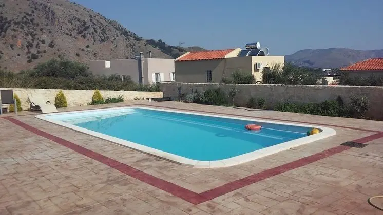 Villa, 3 Yatak Odası, Kişiye Özel Havuzlu (I)