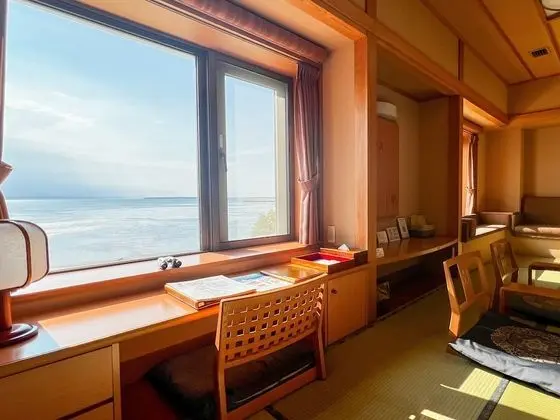 Traditional Oda, Sigara İçilmez, Göl Manzaralı (Japanese Style)