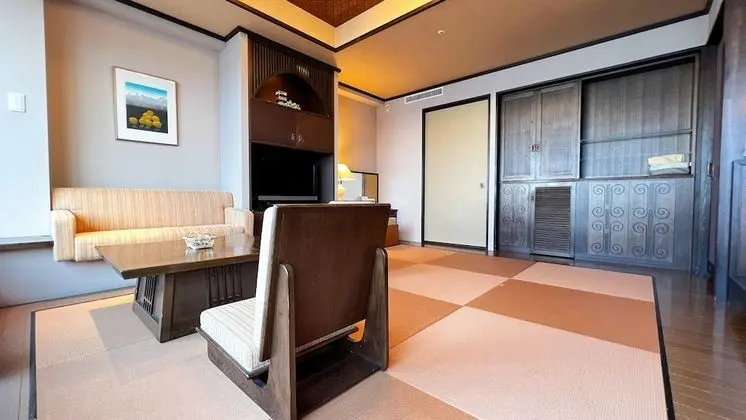 Traditional Oda, Sigara İçilmez, Göl Manzaralı (Japanese Western style)