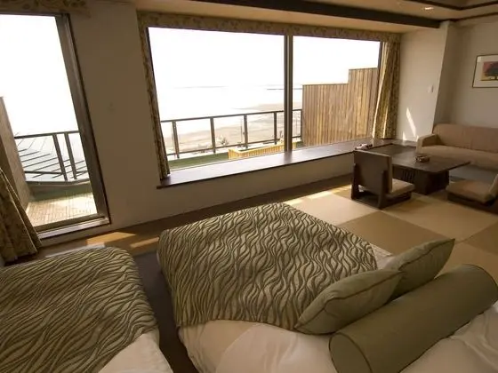 Traditional Oda, Sigara İçilmez, Göl Manzaralı (Japanese Western style)