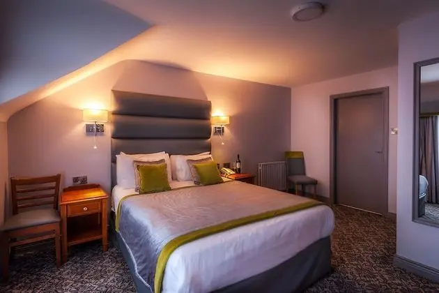 Tek Büyük Yataklı Oda