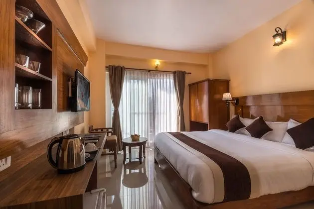 Deluxe Tek Büyük Yataklı Oda, 1 Çift Kişilik Yatak, Dağ Manzaralı