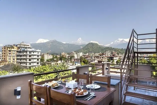 Deluxe Tek Büyük Yataklı Oda, 1 Çift Kişilik Yatak, Dağ Manzaralı