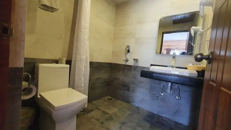 Deluxe Tek Büyük Yataklı Oda, 1 Çift Kişilik Yatak, Dağ Manzaralı