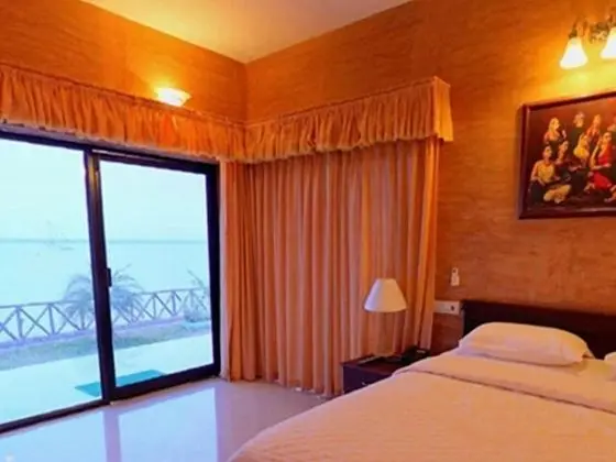 Honeymoon Süit (Lake View)