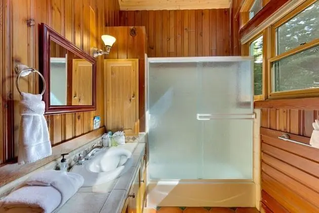 Kulübe (On Lake Tahoe!! Close to Heavenly and)