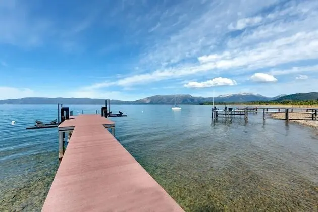 Kulübe (On Lake Tahoe!! Close to Heavenly and)
