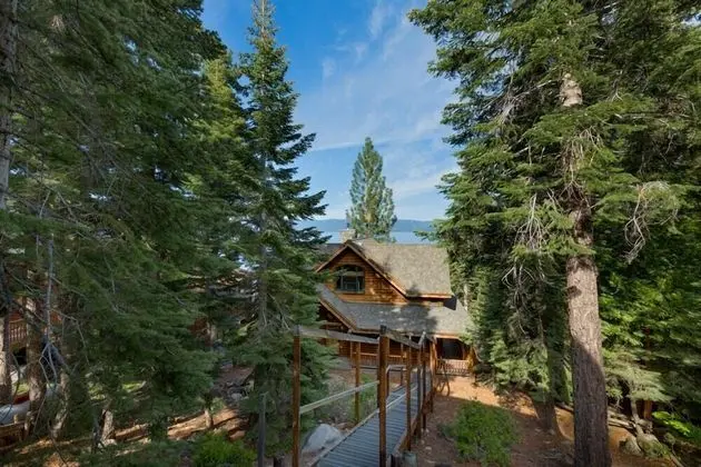Kulübe (On Lake Tahoe!! Close to Heavenly and)
