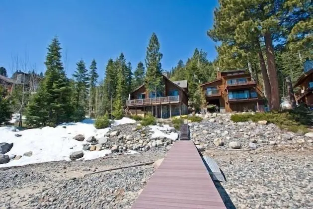 Kulübe (On Lake Tahoe!! Close to Heavenly and)