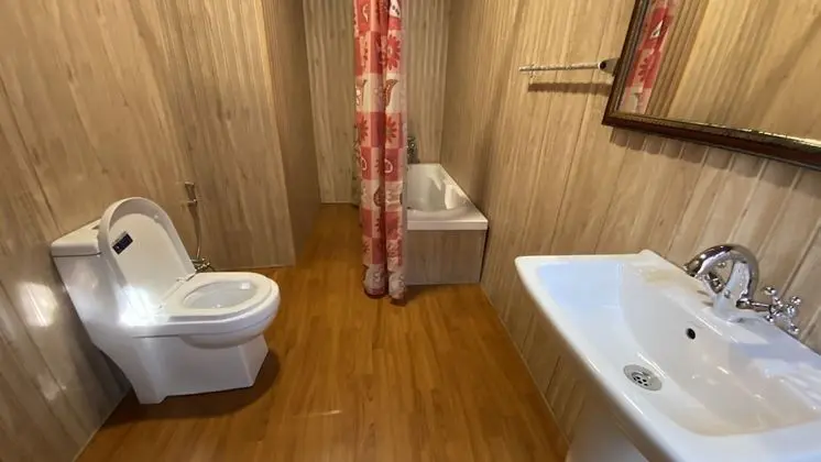 Deluxe Tek Büyük Yataklı Oda, Avlu