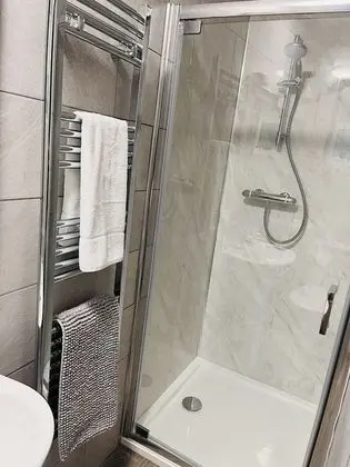 Classic Tek Büyük Yataklı Oda, Banyolu/Duşlu