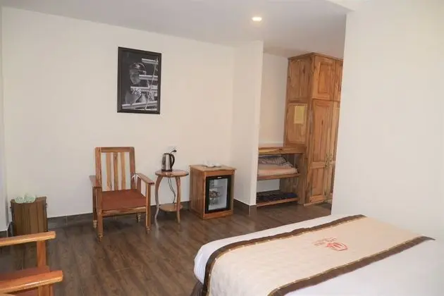 Premier Oda, Balkon (King)