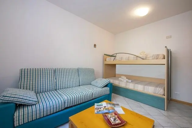 Standard Apart Daire, Birden Çok Yatak, Bahçeli (Lake View Dom-Us Apartment)