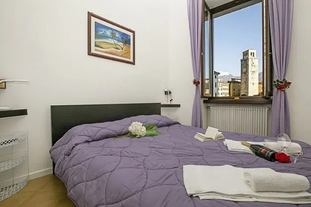 Family Apart Daire, Birden Çok Yatak, Göl Kenarı (Lake View Historical Center Apartment)