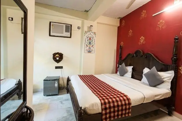 Superior Jharokha Room