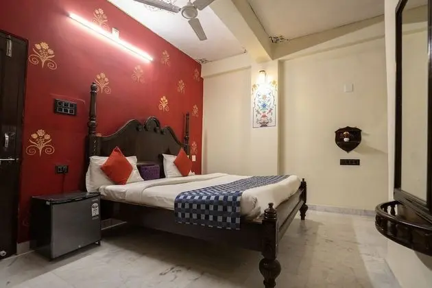Superior Jharokha Room