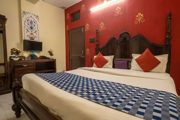 Superior Jharokha Room
