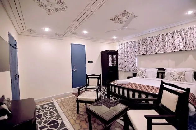 Superior Temple View Room
