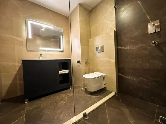 Executive Oda, Balkon, Havuz Manzaralı