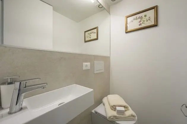 Family Sıra Ev, Birden Çok Yatak, Bahçeli (Lake View Pool Apartment in Ranco)