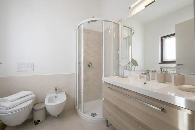 Family Sıra Ev, Birden Çok Yatak, Bahçeli (Lake View Pool Apartment in Ranco)