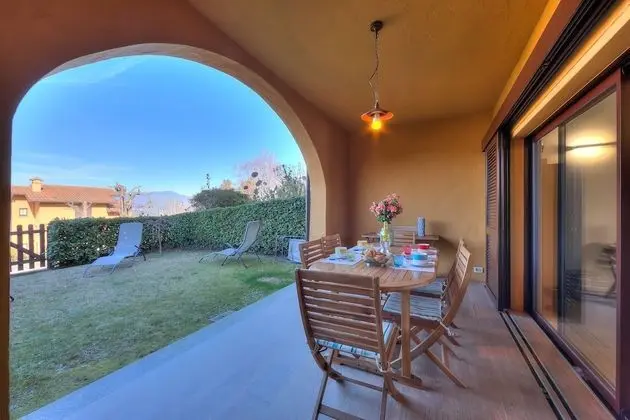 Family Sıra Ev, Birden Çok Yatak, Bahçeli (Lake View Pool Apartment in Ranco)