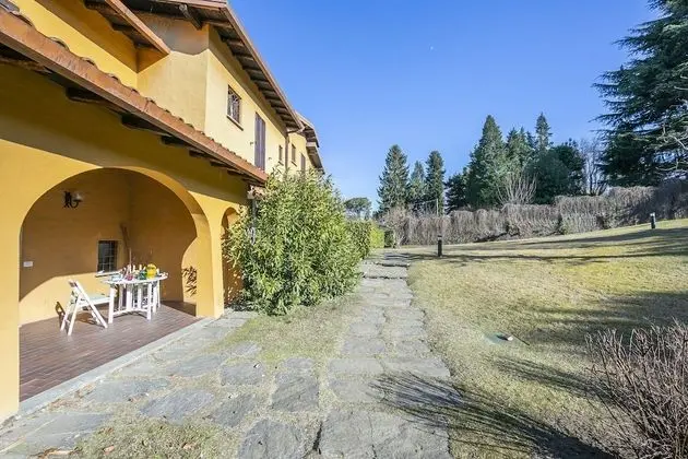 Family Sıra Ev, Birden Çok Yatak, Bahçeli (Lake View Pool Apartment in Ranco)