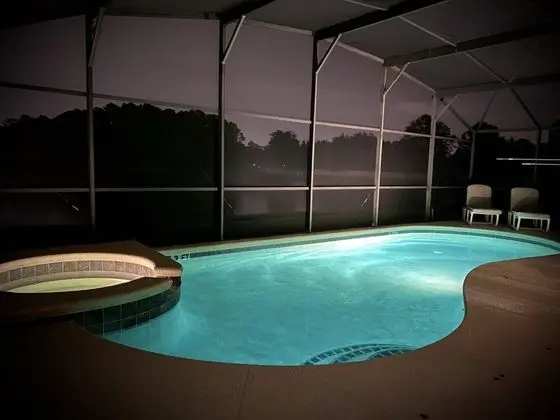Villa (Lake View, Private Pool with Spa & Ga)