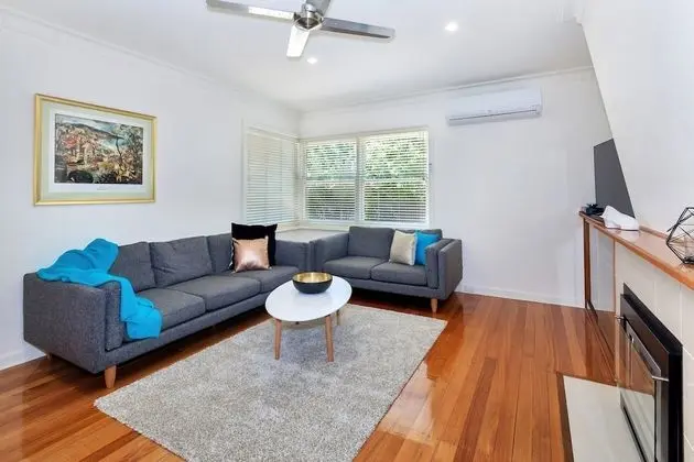 Apart Daire, 2 Yatak Odası, 2 Banyolu, Göl Manzaralı (Grove St)