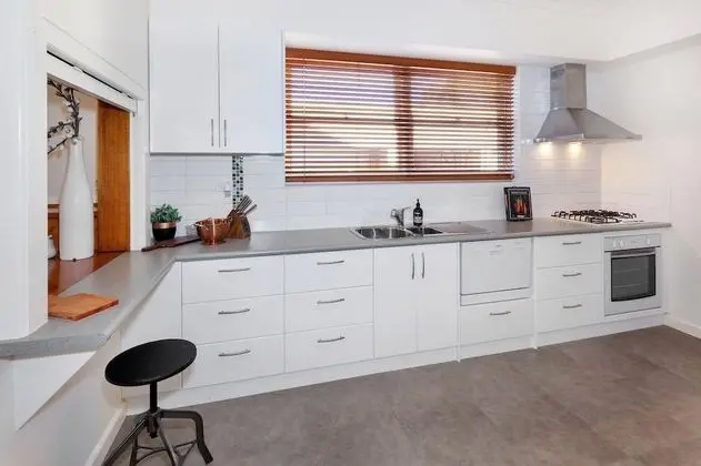 Apart Daire, 2 Yatak Odası, Zemin Kat (Grove St)