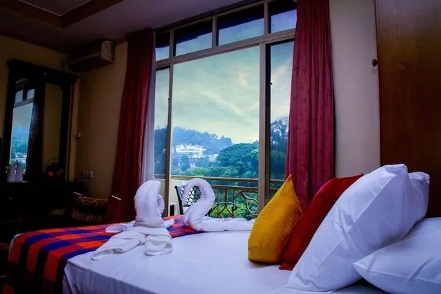 Deluxe Tek Büyük Yataklı Oda, 1 Yatak Odası, Sigara İçilmez, Göl Manzaralı